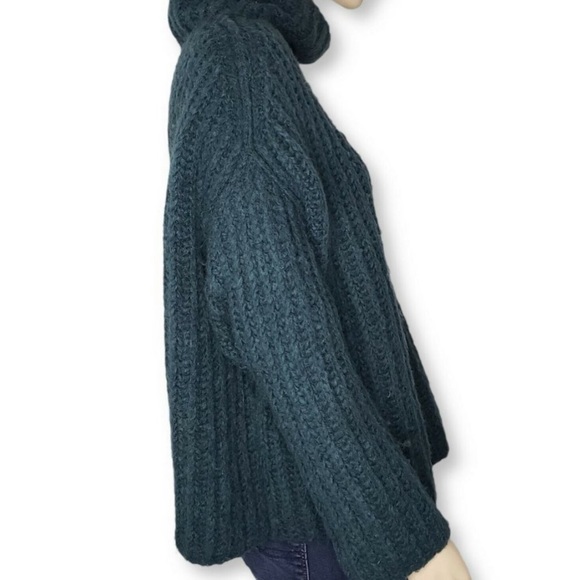 Free People Chunky Knit Turtleneck - Picture 8 of 11